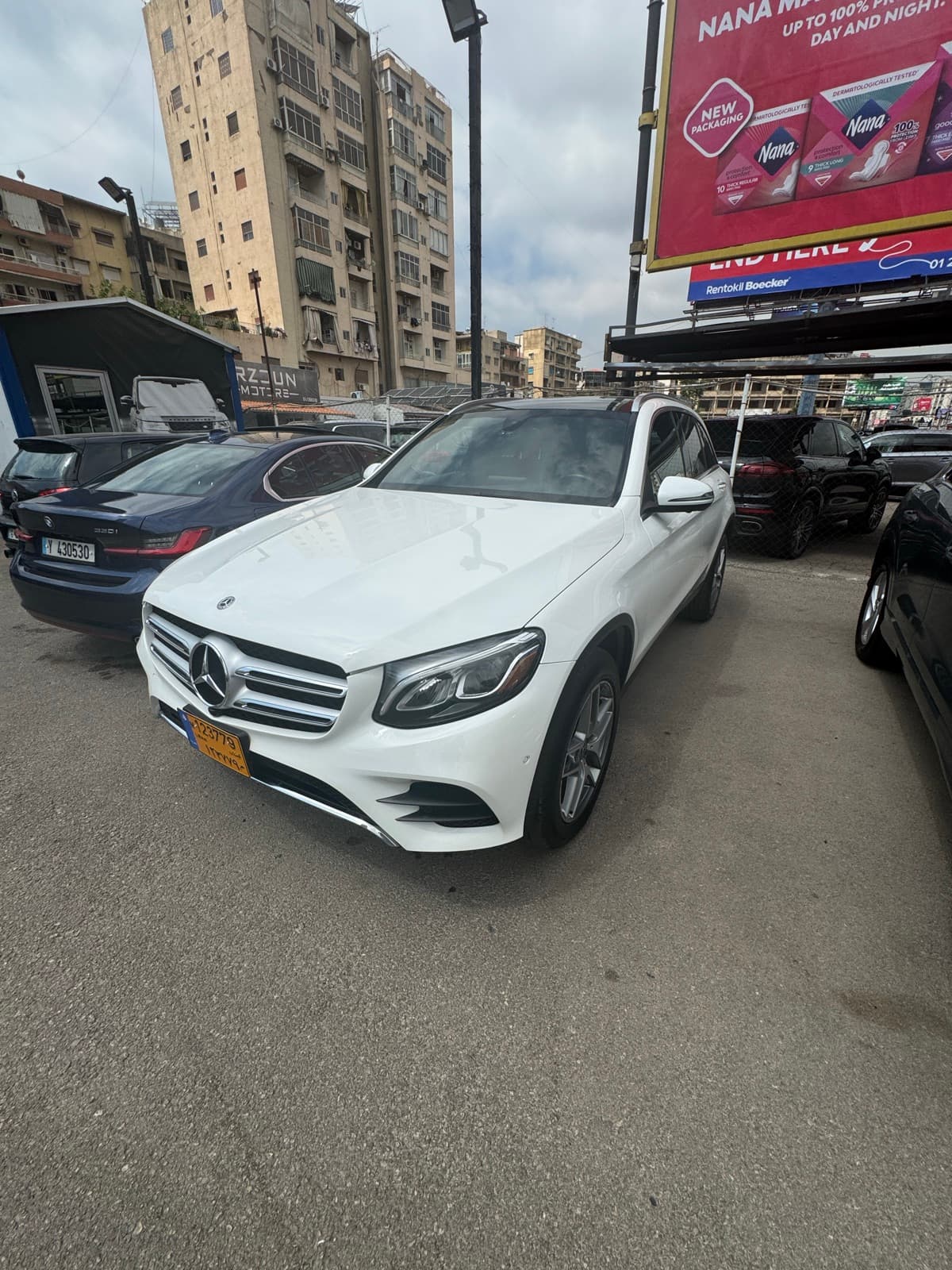 2017 Mercedes-Benz GLC 300 4MATIC