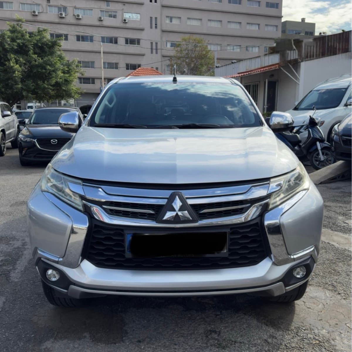 2016 Mitsubishi Montero Sport