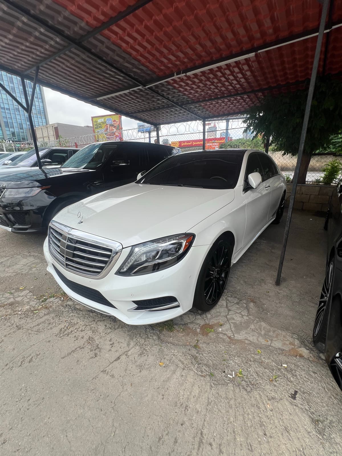 Mercedes-Benz S-550