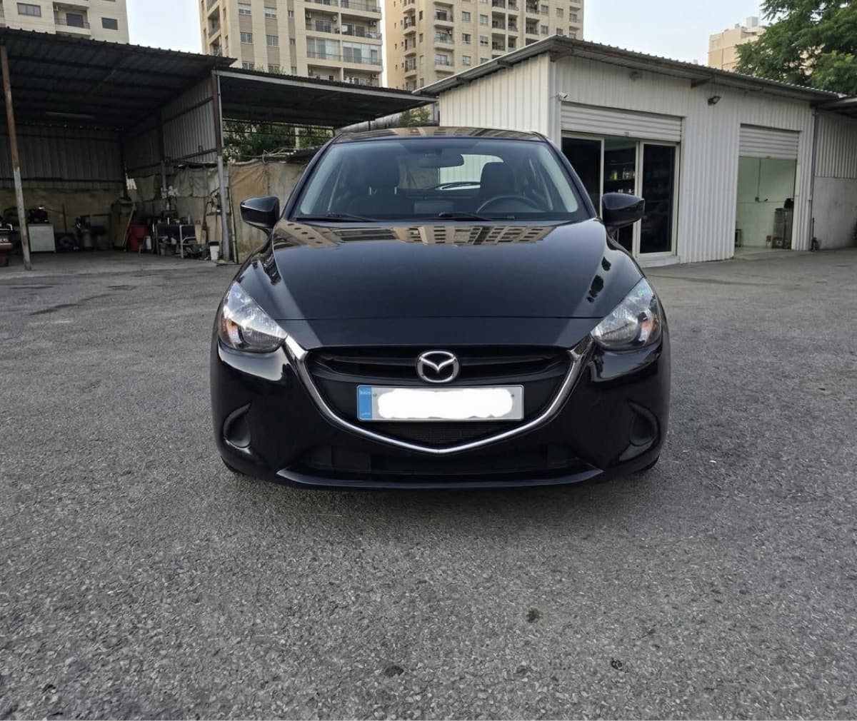 Mazda2