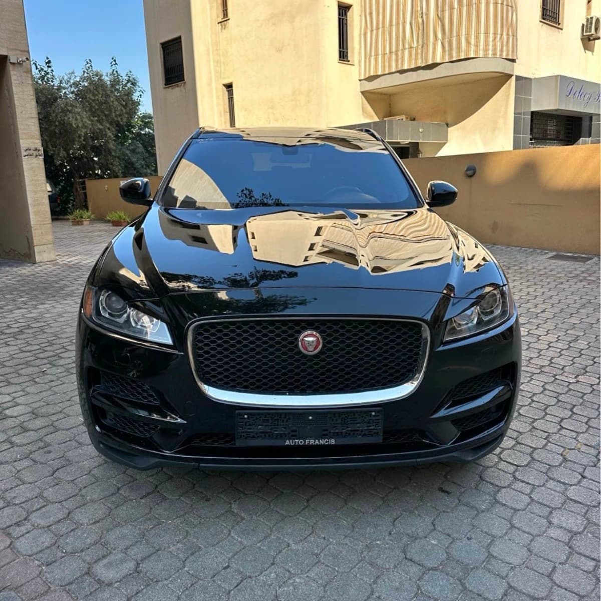 Jaguar F-PACE