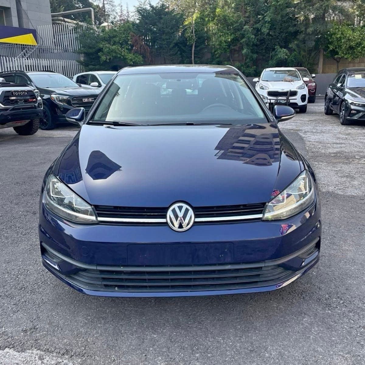 Volkswagen Golf