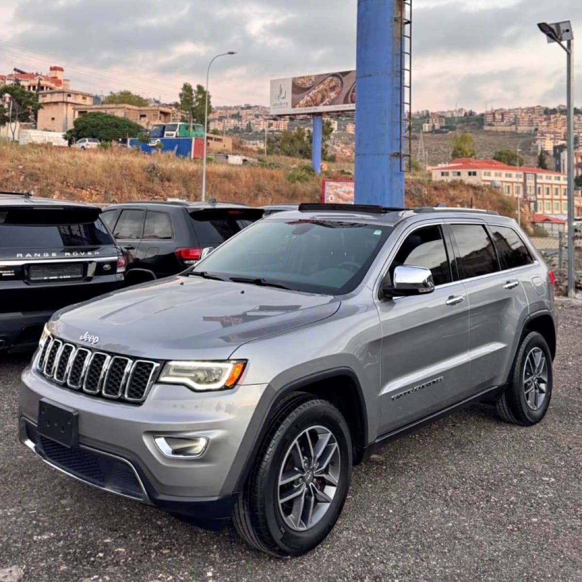Jeep Cherokee