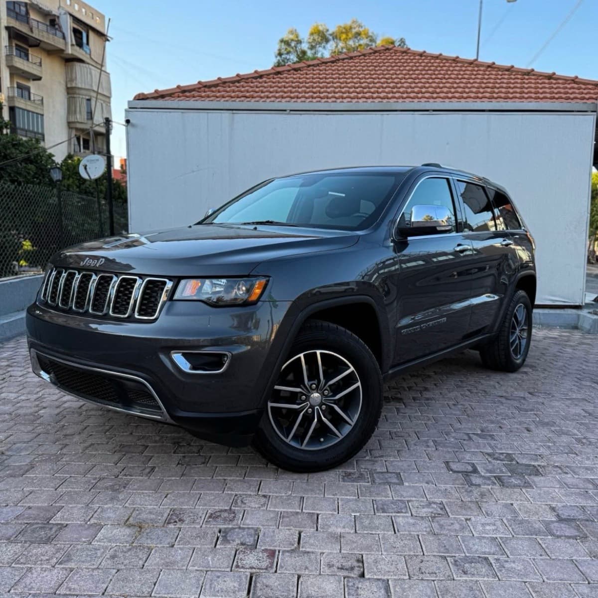 Jeep Cherokee