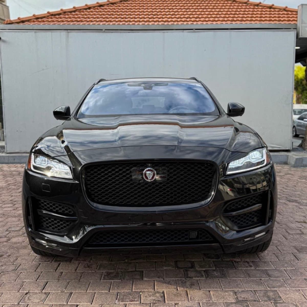 Jaguar F-PACE