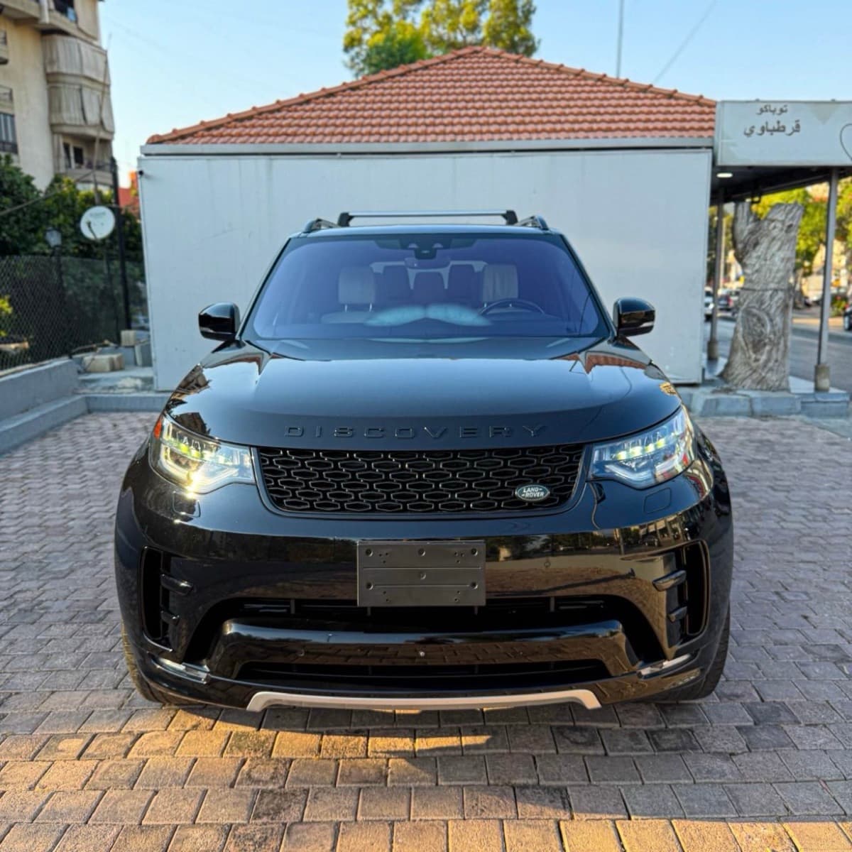 Land Rover Discovery 5