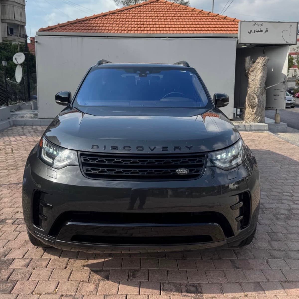 Land Rover Discovery 5
