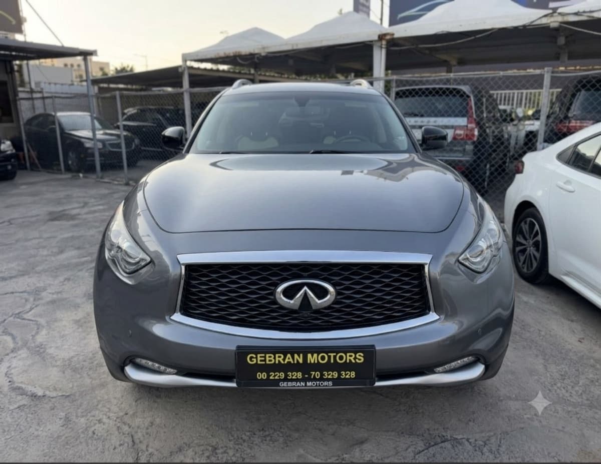 Infiniti QX70