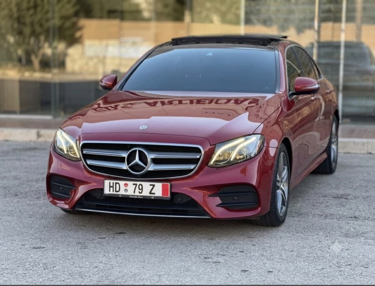 Mercedes-Benz E 300
