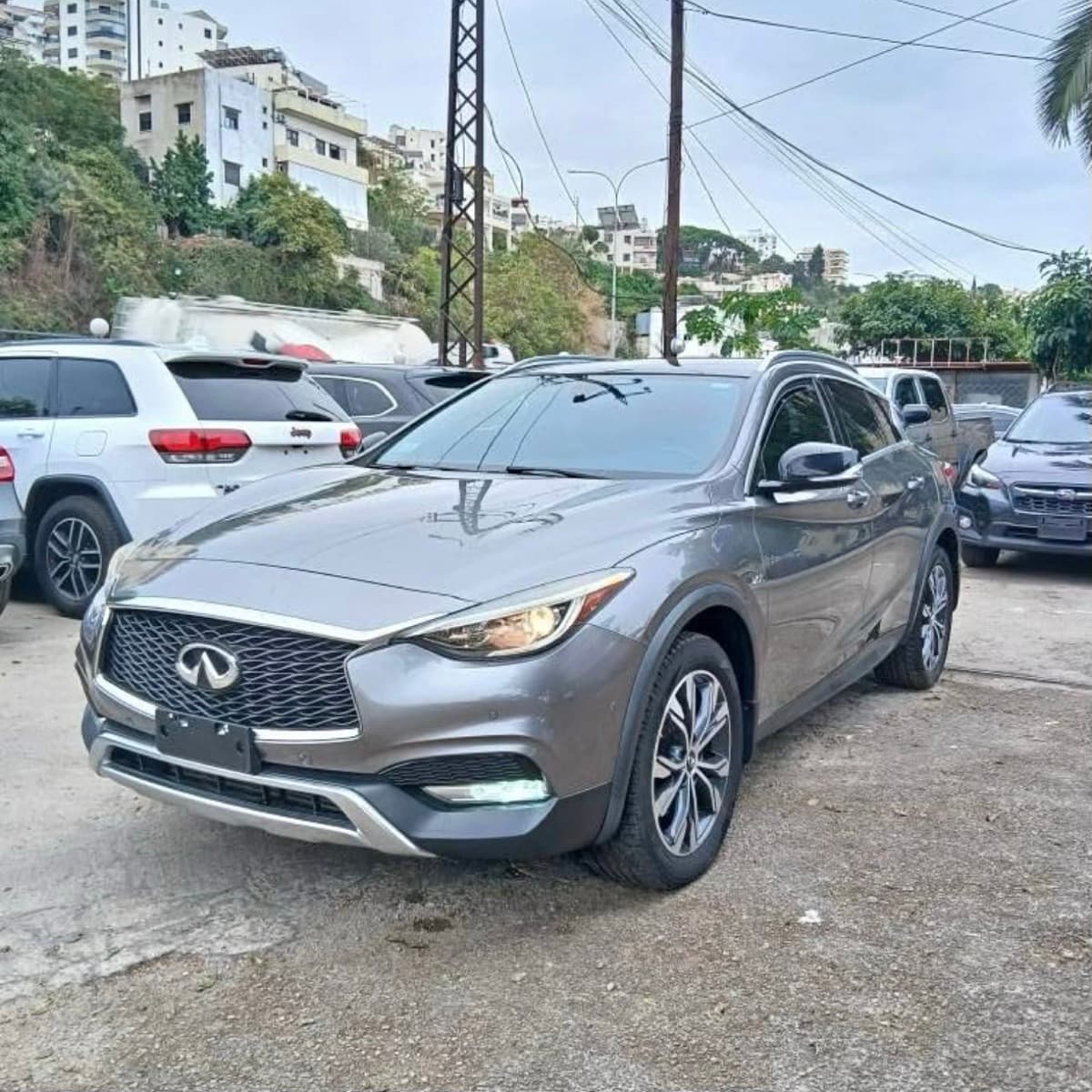 2017 Infiniti QX30