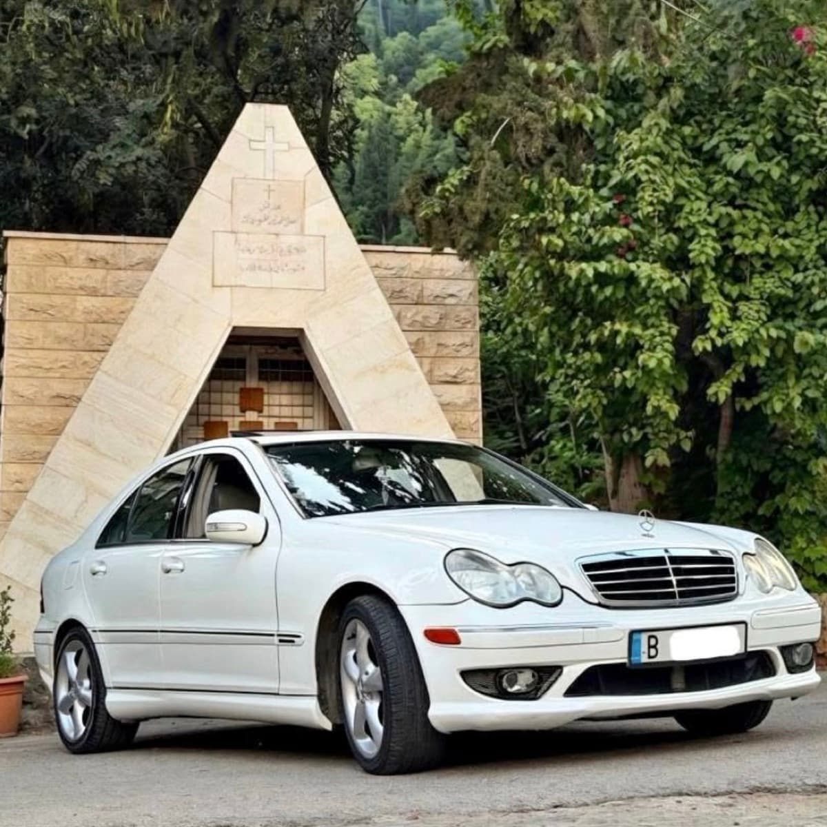Mercedes-Benz C 230