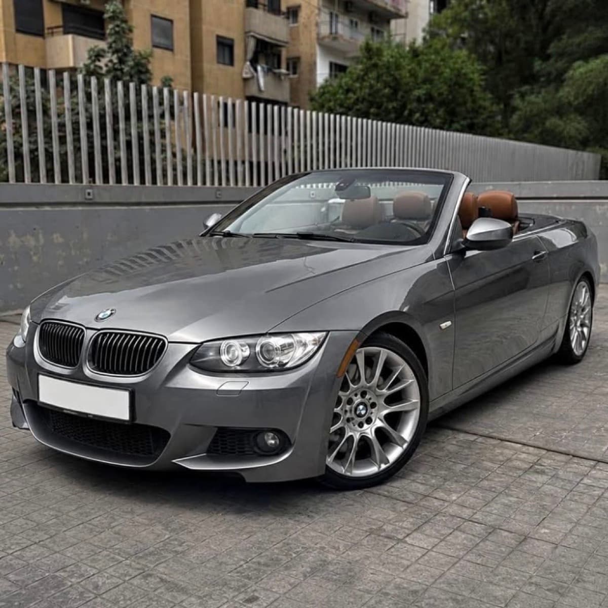 BMW 328i