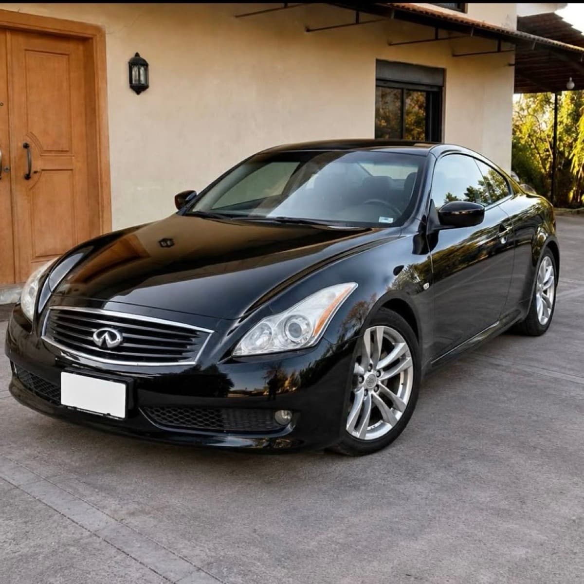 Infiniti G37