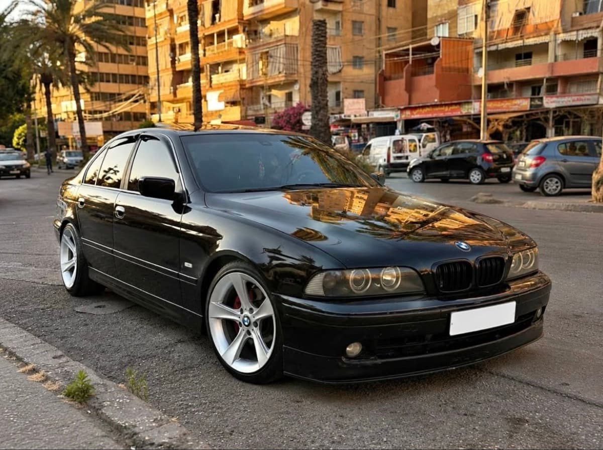 BMW 530i