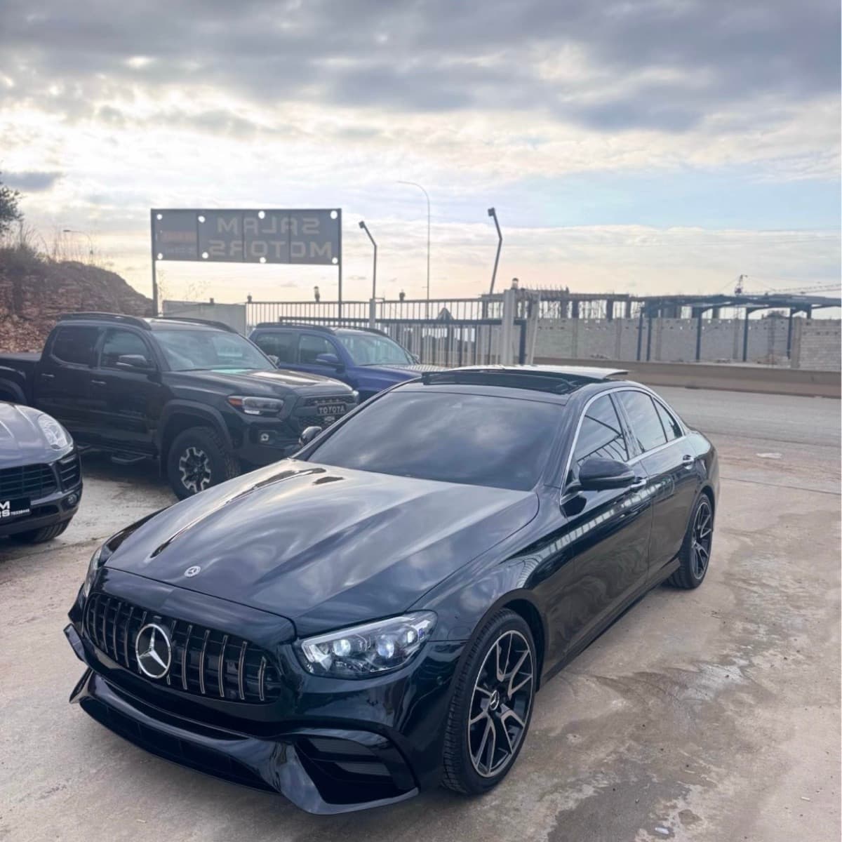 Mercedes-Benz E 300