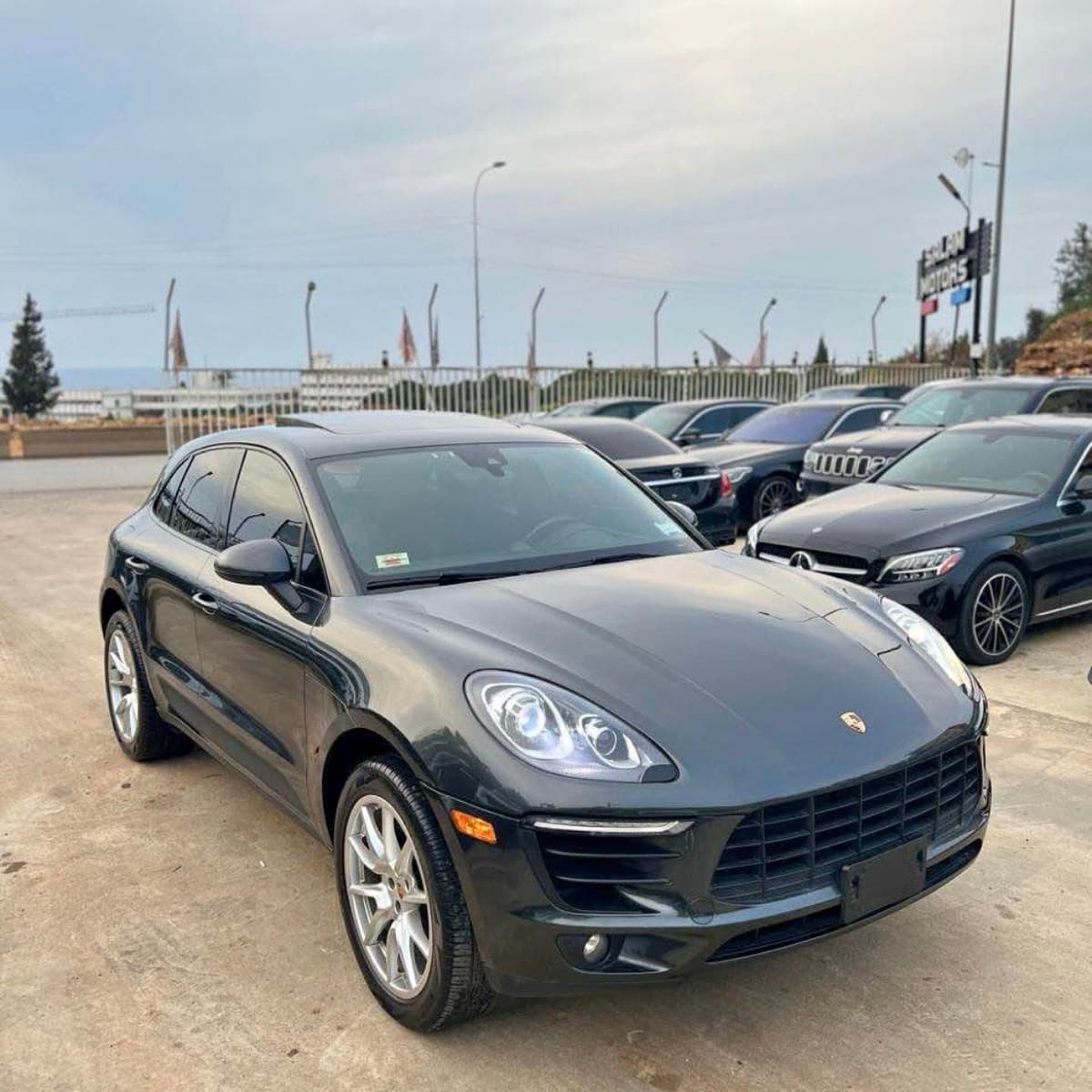 Porsche Macan