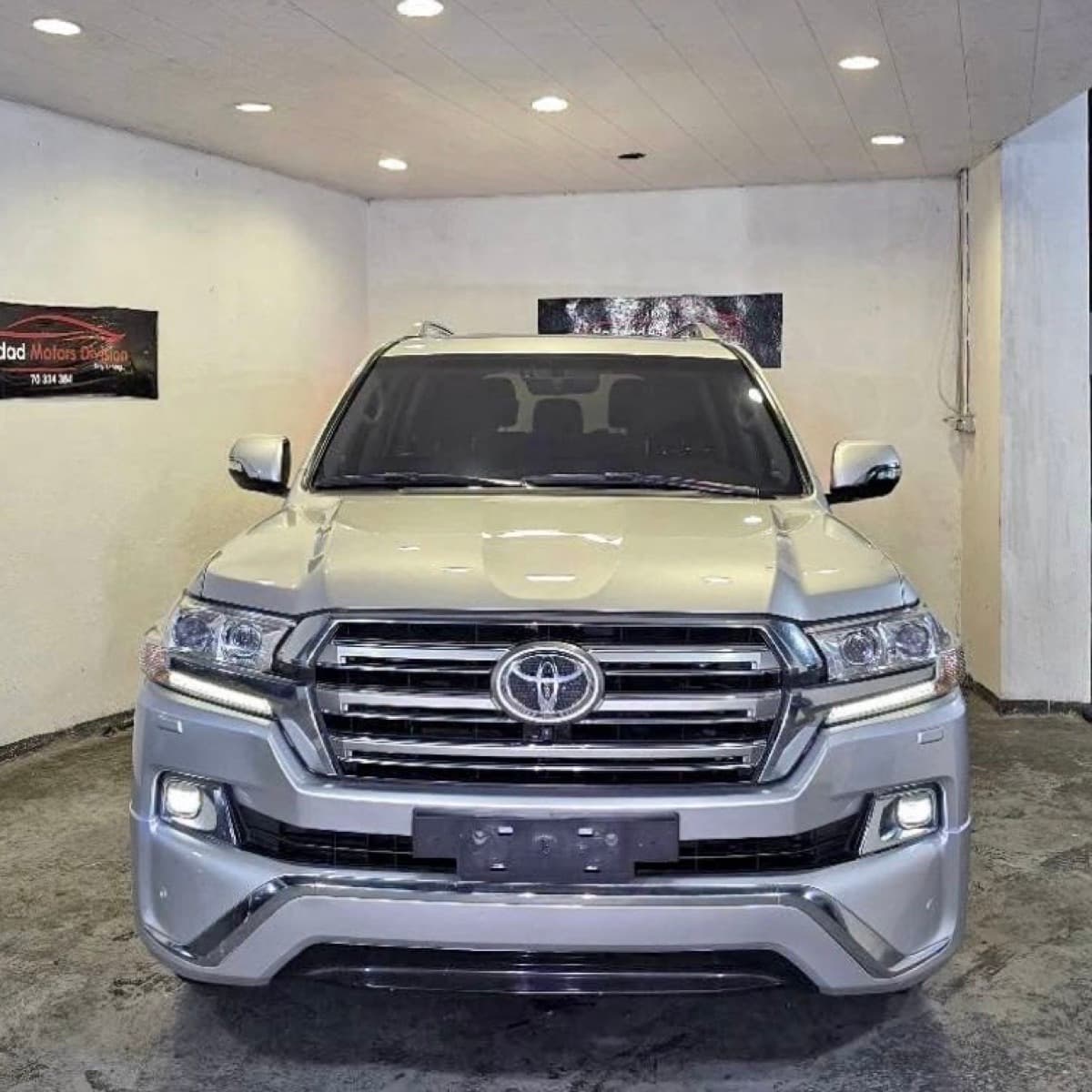 Toyota Land Cruiser
