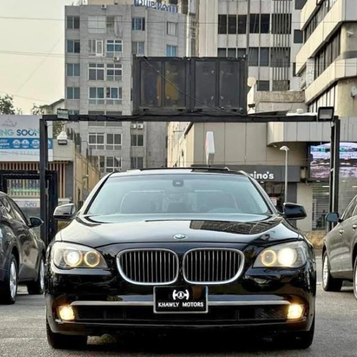 BMW 750i