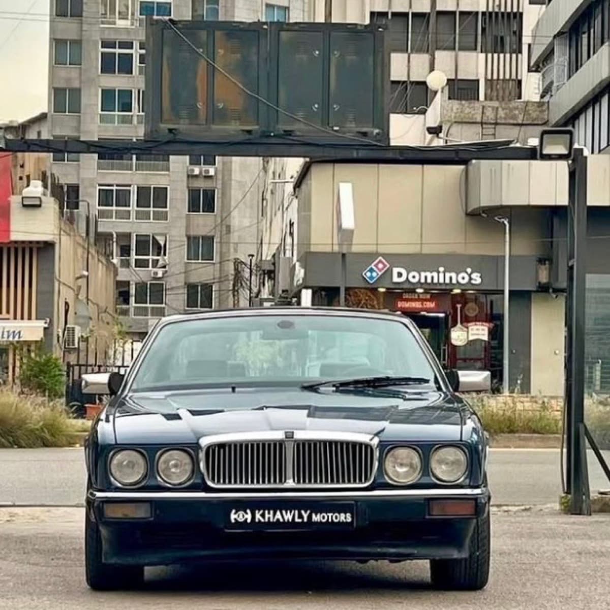 Jaguar XJ6
