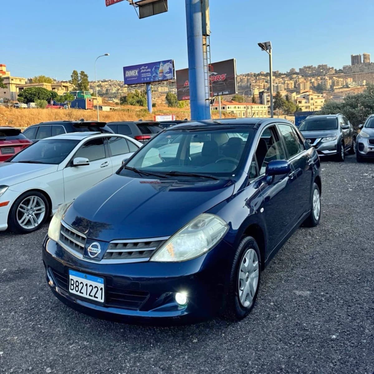Nissan Tiida