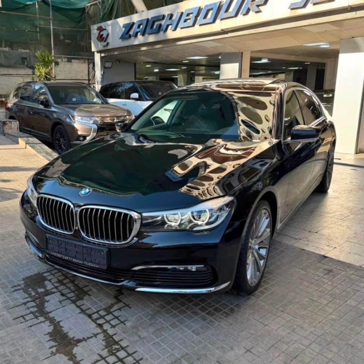 2019 BMW 730Li