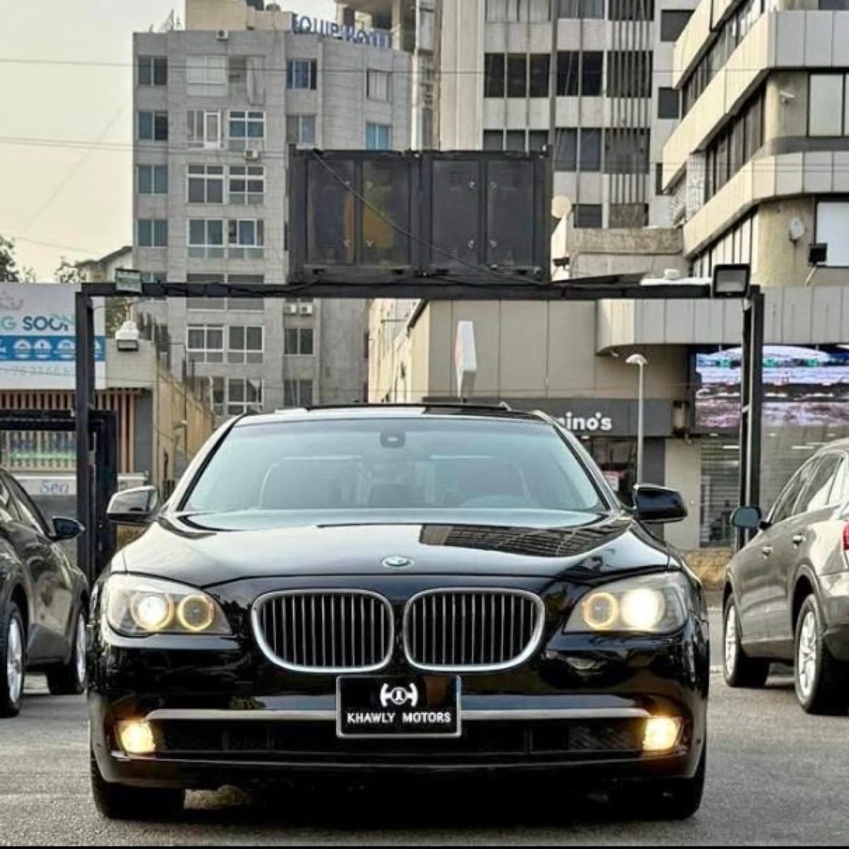 BMW 750i