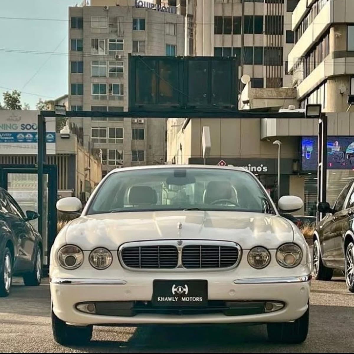 Jaguar XJ8