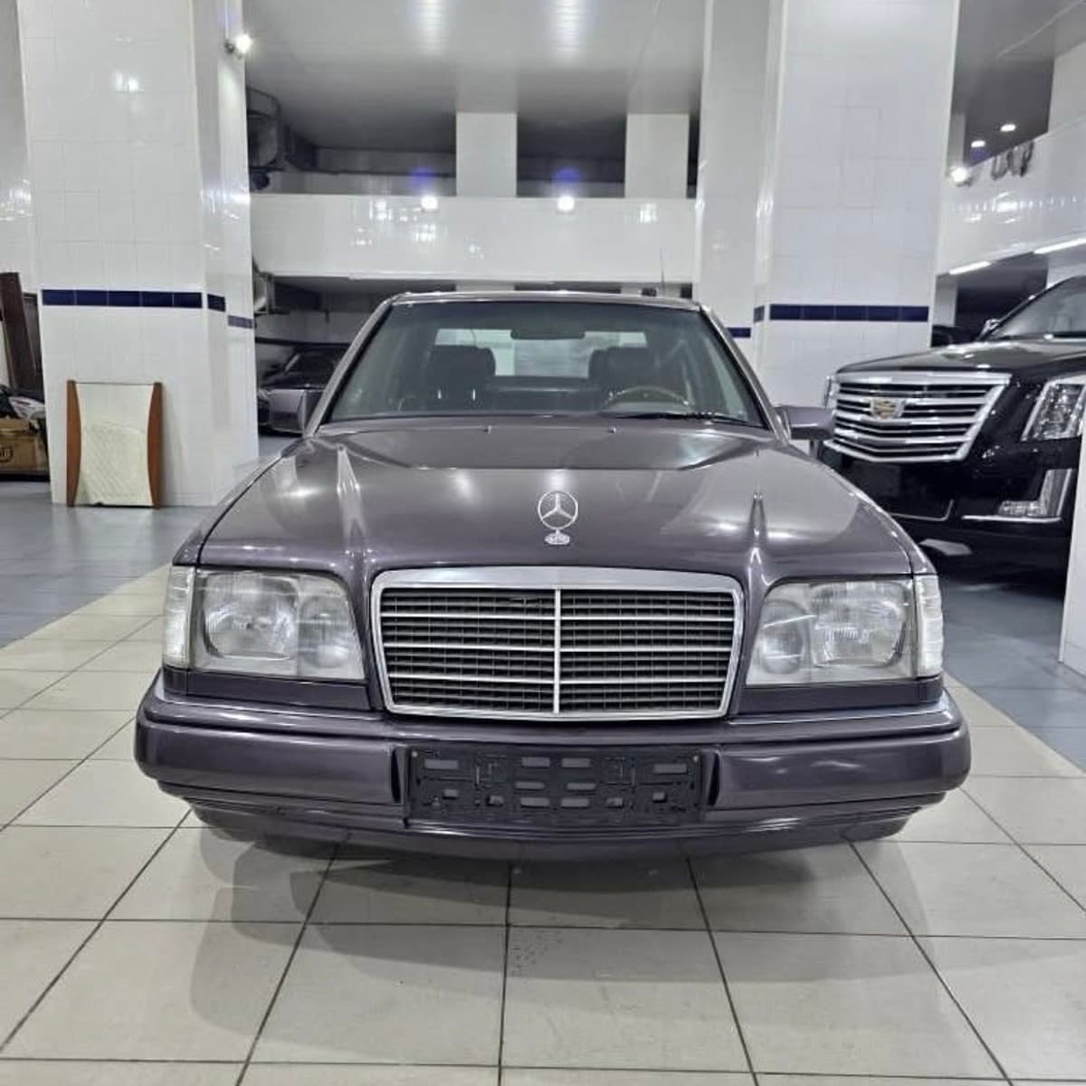 Mercedes-Benz E 320