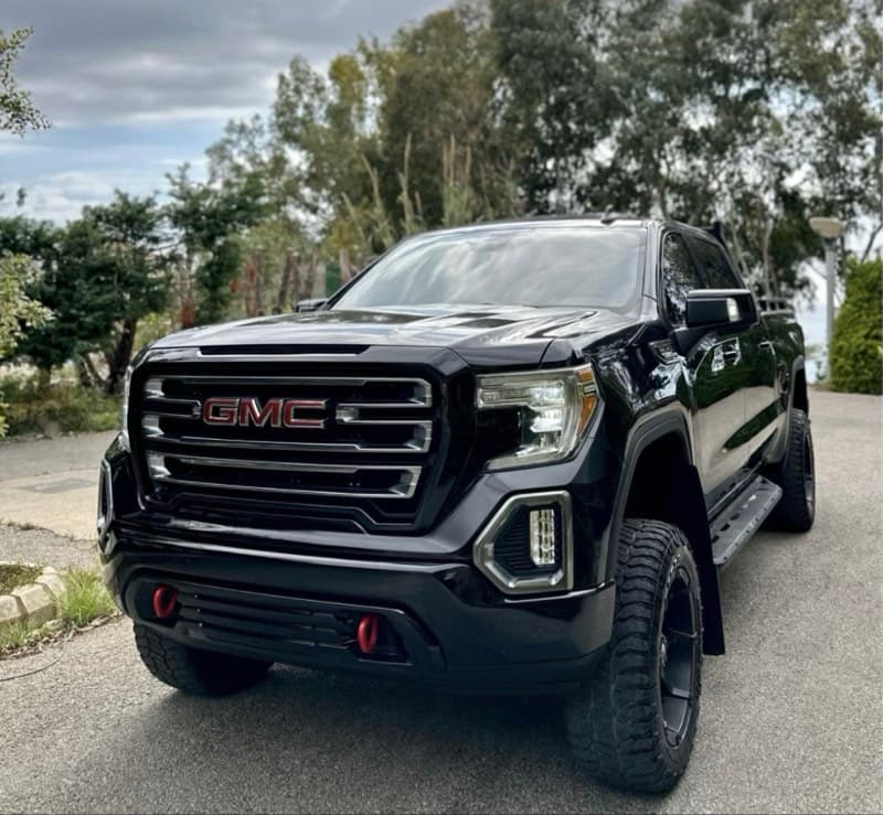 GMC Sierra