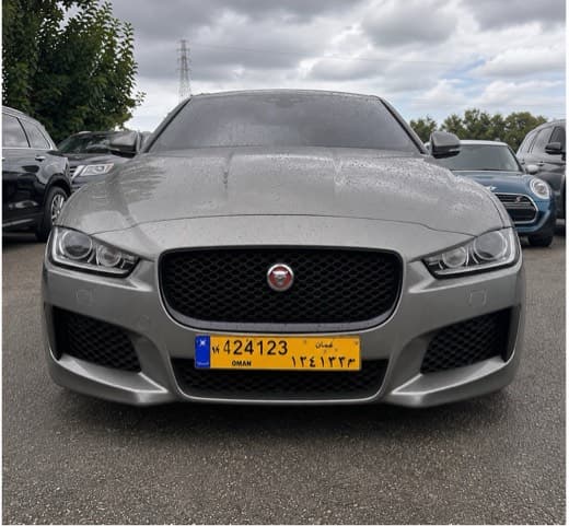 Jaguar XE R