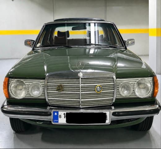 Mercedes-Benz E 230