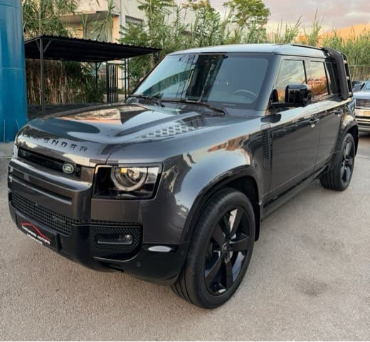 Land Rover Defender 110