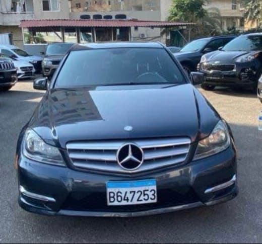 Mercedes-Benz C-250