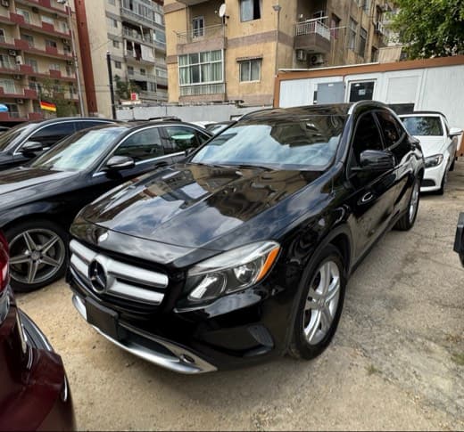 Mercedes-Benz GLA-250