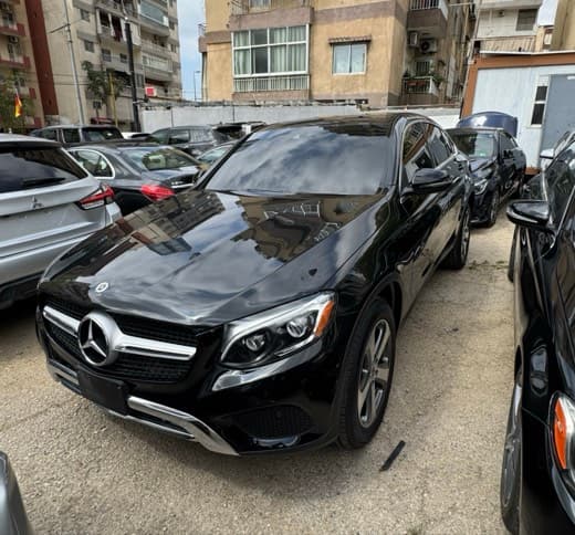 Mercedes-Benz GLC-300