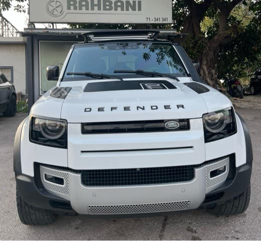 Land Rover Defender 110