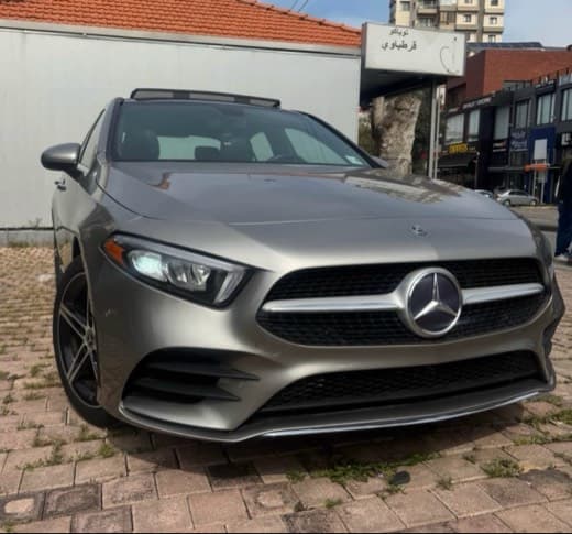 Mercedes-Benz A 220