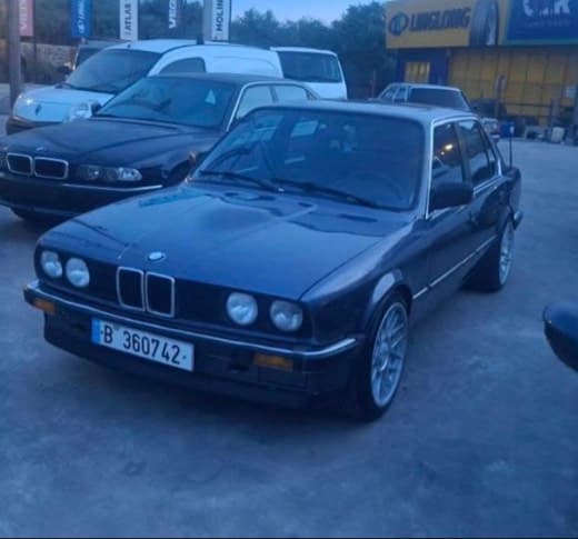 BMW 320i