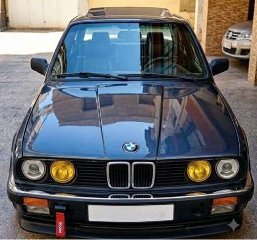 BMW 323i