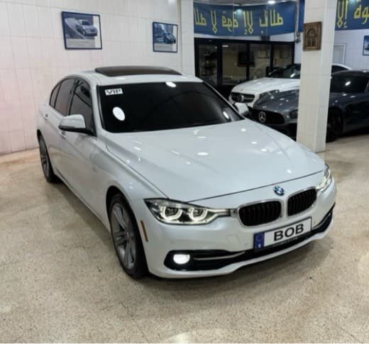 BMW 330e