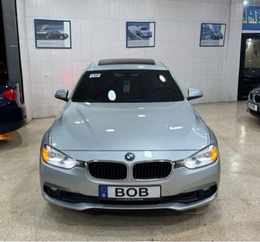 BMW 320i