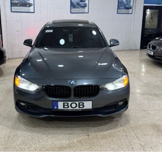 BMW 320i