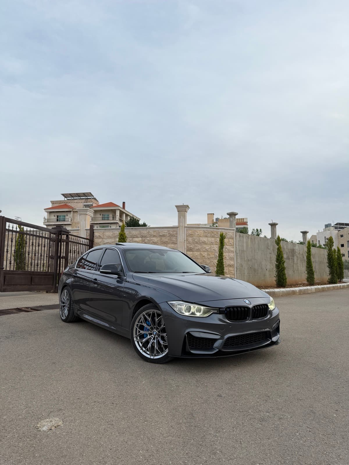 BMW 335i