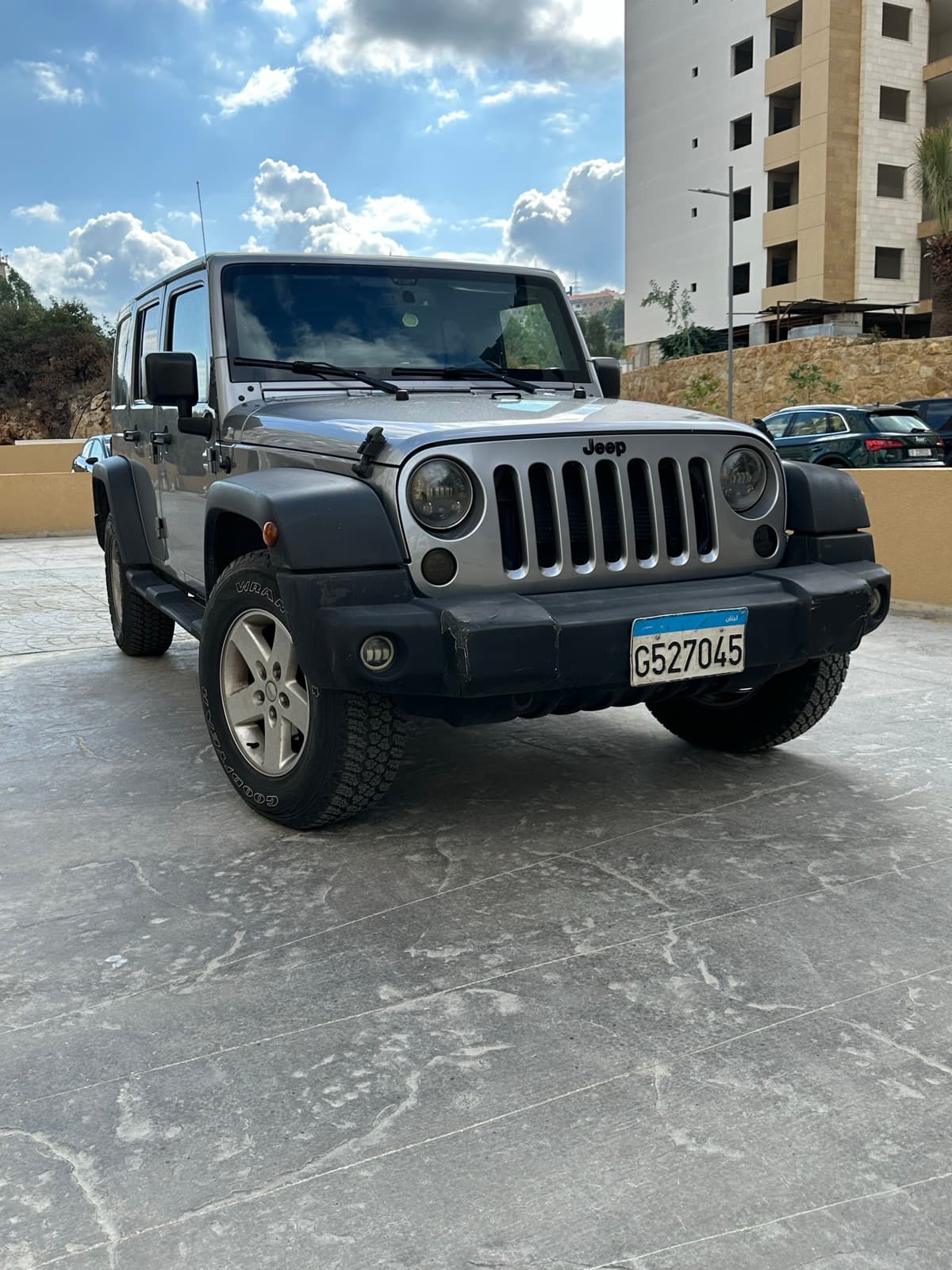Jeep Wrangler Sahara TGF source