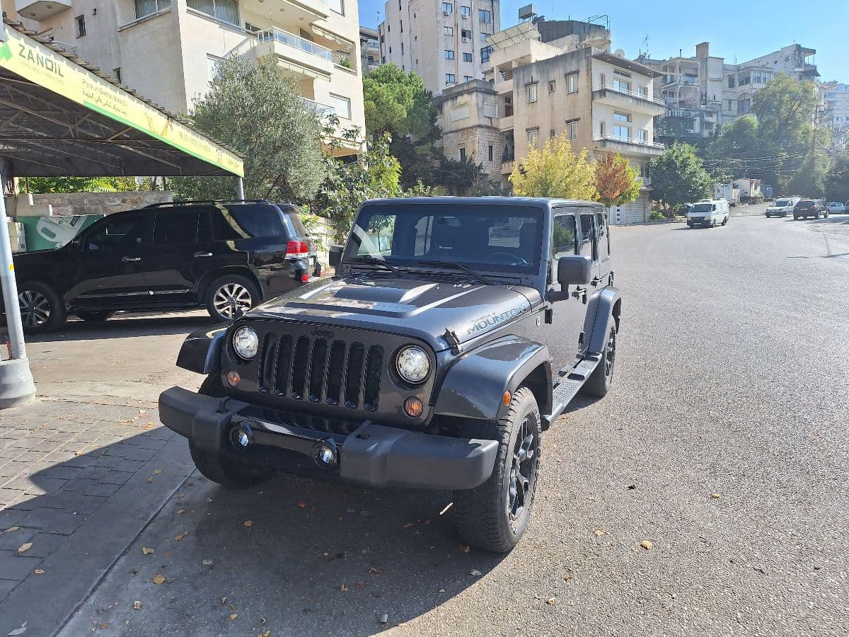 Jeep Wrangler Sahara