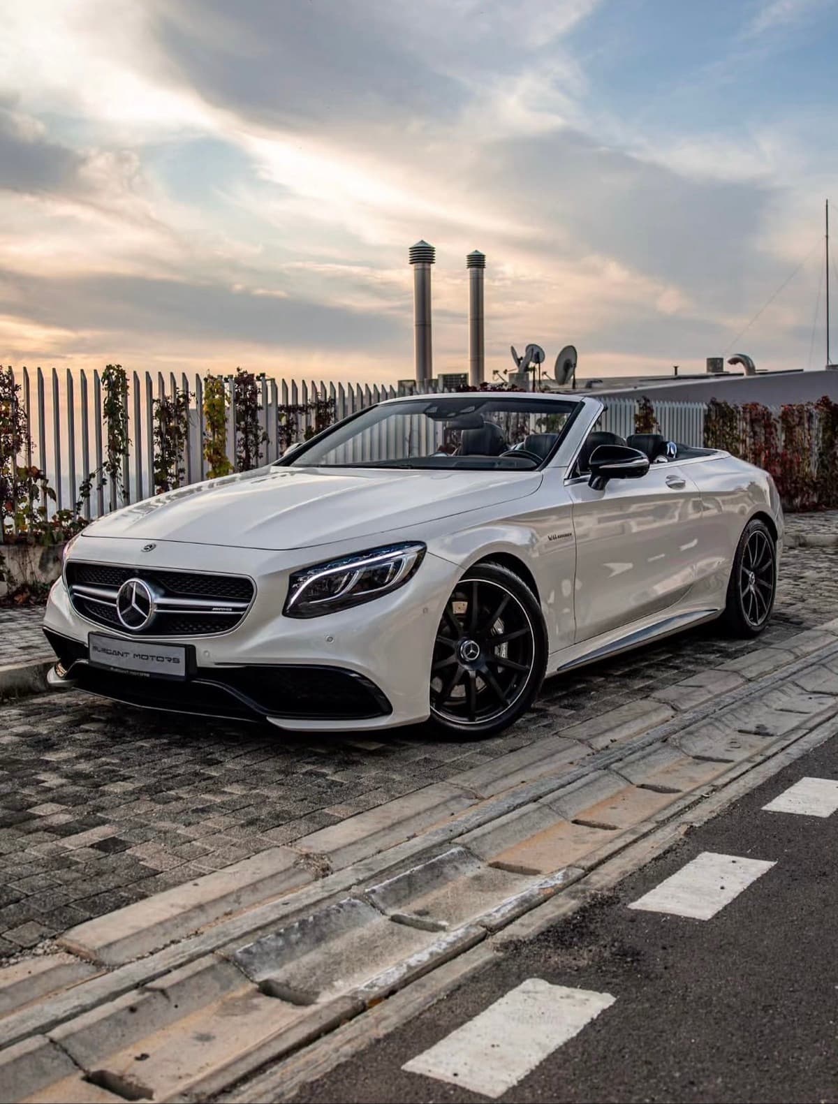 2017 Mercedes-Benz AMG S 63