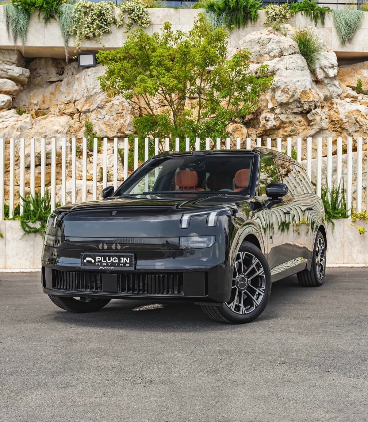 Lynk & Co 900 EM-P