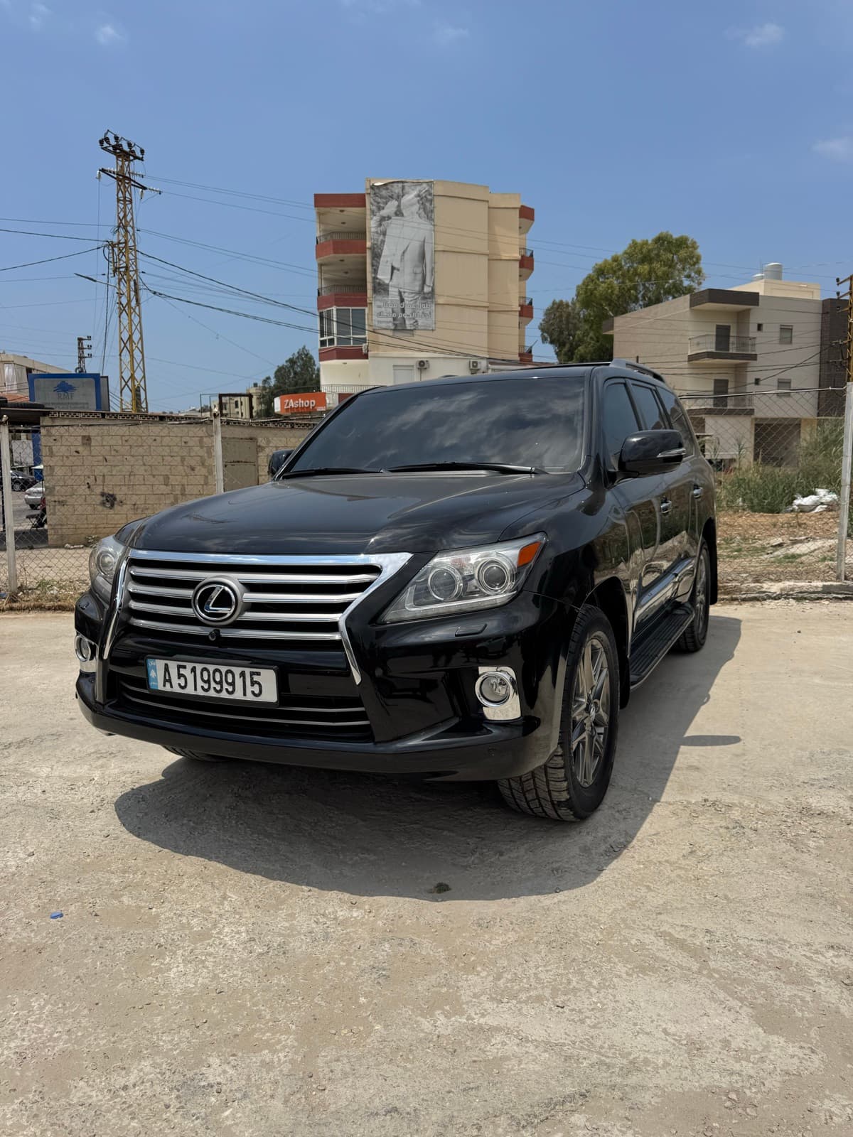Lexus LX570