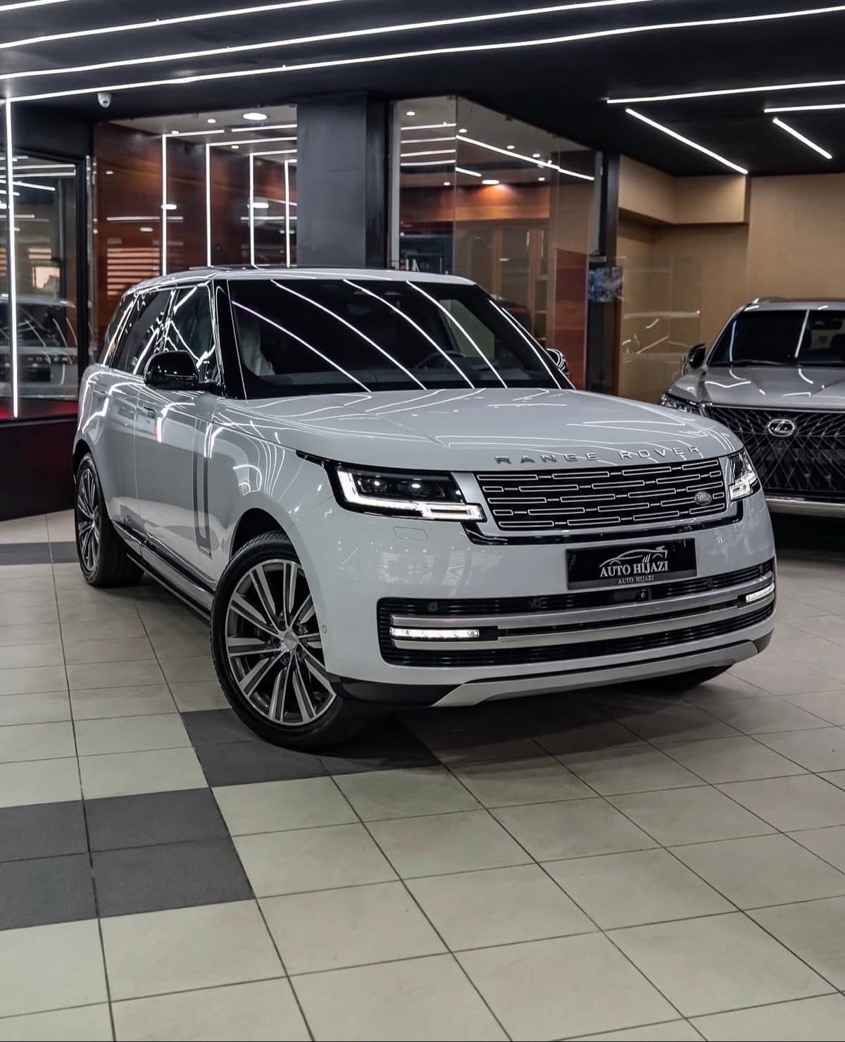 Range Rover Vogue P525 Autobiography