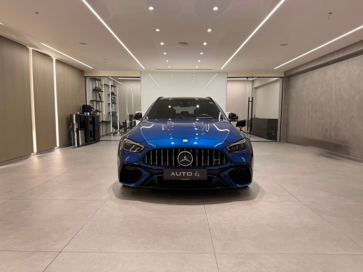 Mercedes-Benz AMG C 63 S E Performance